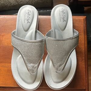 Soft Style Silver Glitter Slip-On Thong Sandals